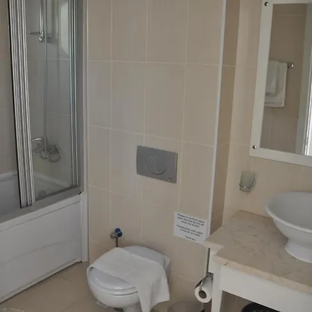 ヴィラ Sunset A フェティエ